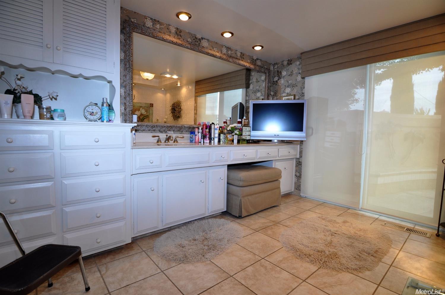 2680 E Canal Dr, Turlock, CA 95380 photo 13