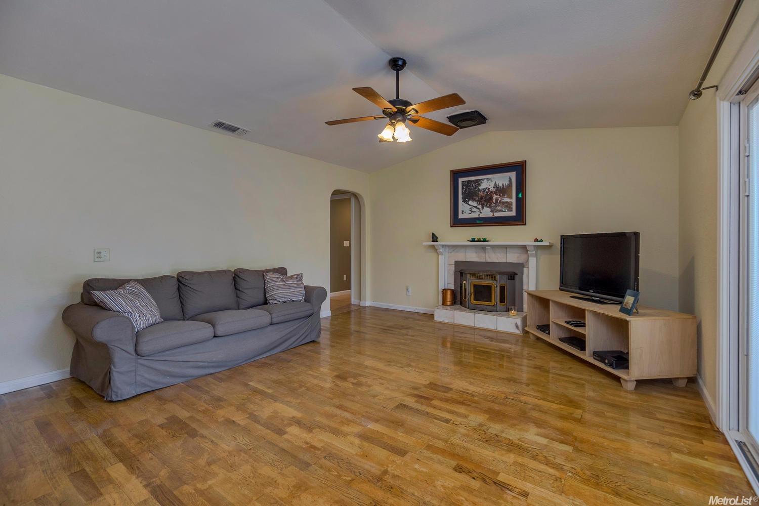 3090 Royce Dr, Rescue, CA 95672 photo 9