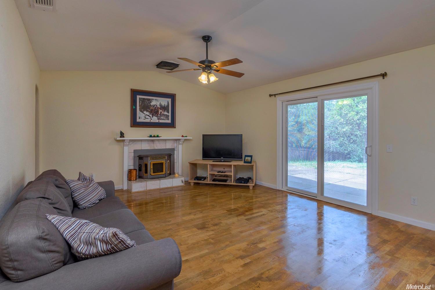 3090 Royce Dr, Rescue, CA 95672 photo 8