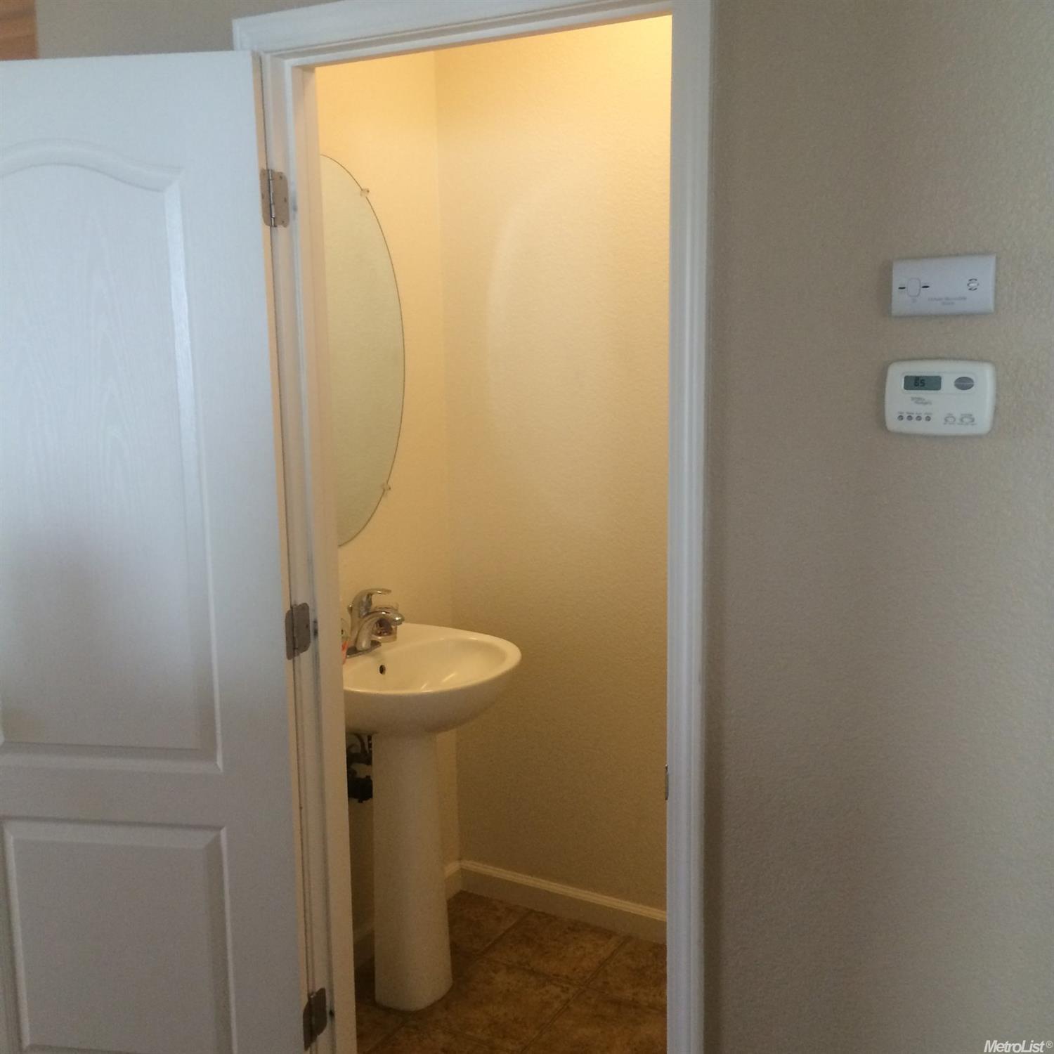 1920 Mari Ln, Hughson, CA 95326 photo 8