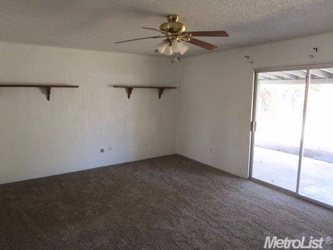 2517 Galway Dr, Modesto, CA 95354 photo 2