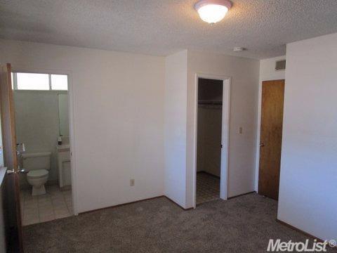 2517 Galway Dr, Modesto, CA 95354 photo 9