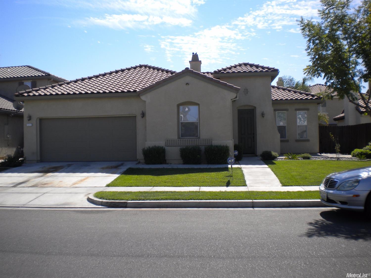 1312 Cliff Swallow Dr, Patterson, CA 95363 photo 2