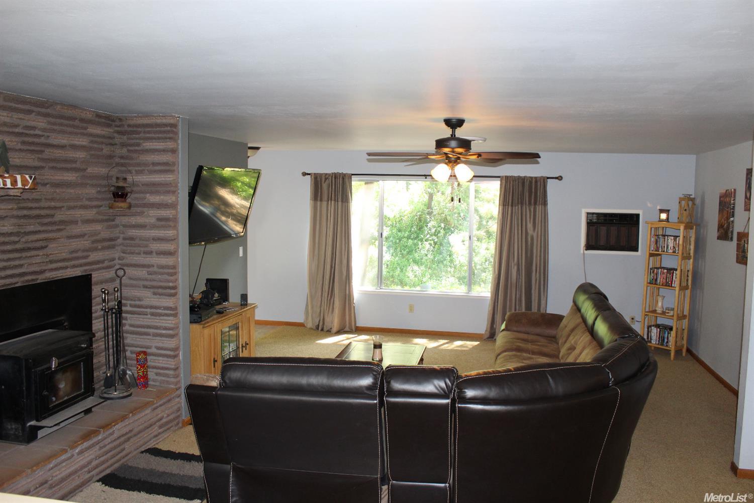 5445 Robert Rd, Pollock Pines, CA 95726 photo 9