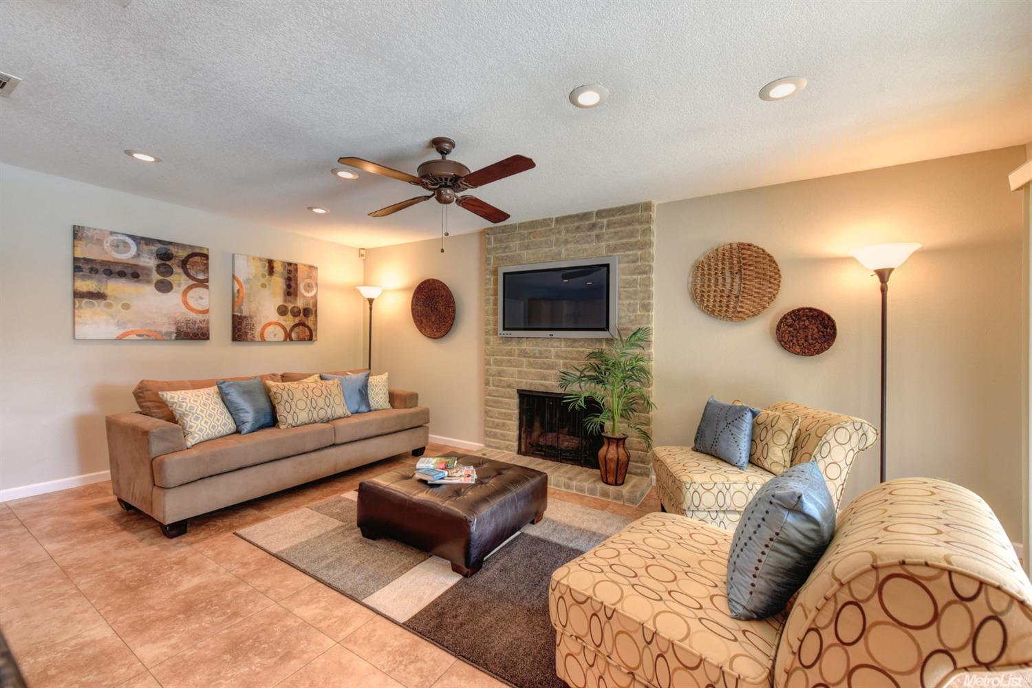 6324 Hillrise Dr, Carmichael, CA 95608 photo 13