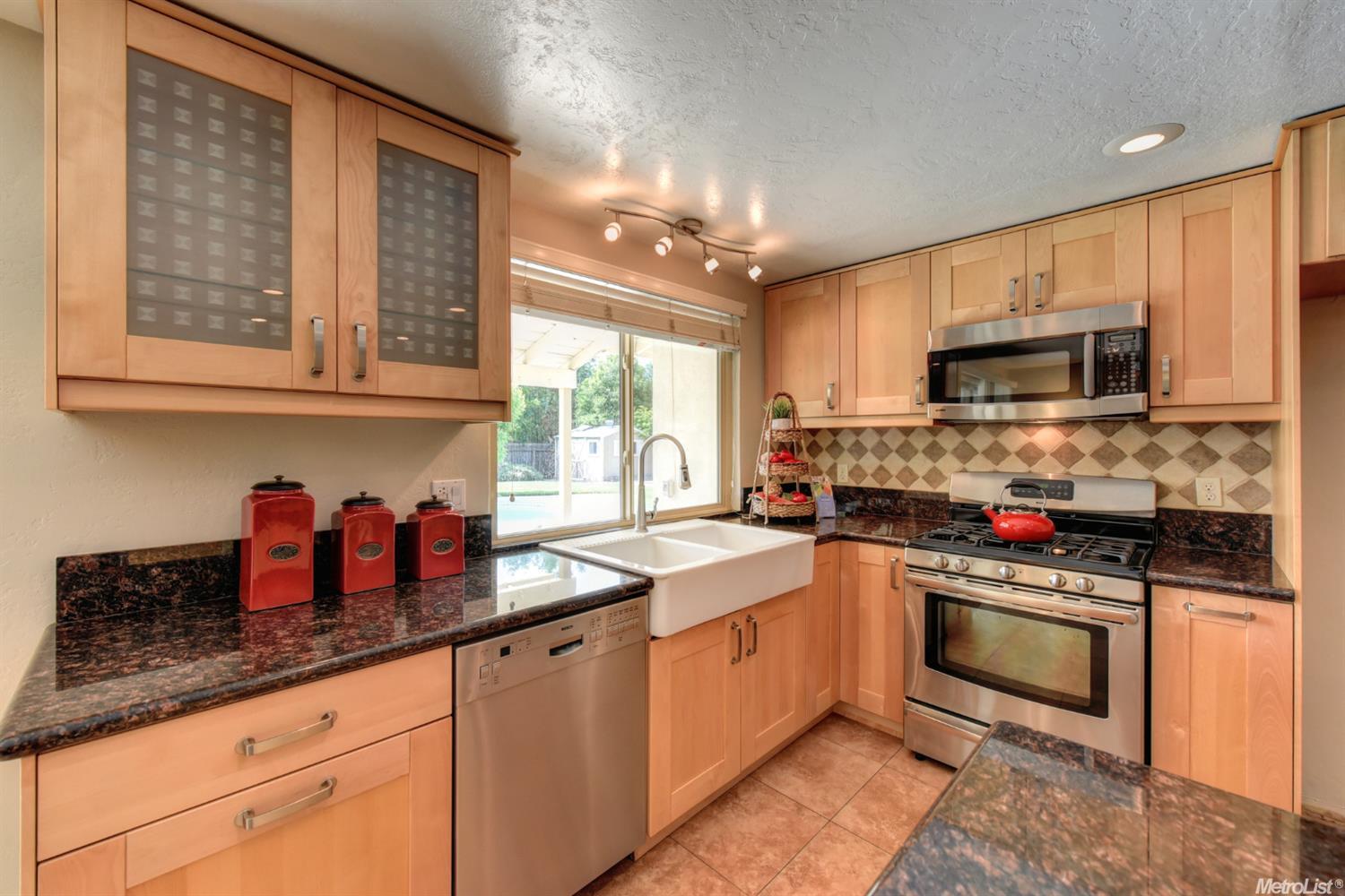 6324 Hillrise Dr, Carmichael, CA 95608 photo 11