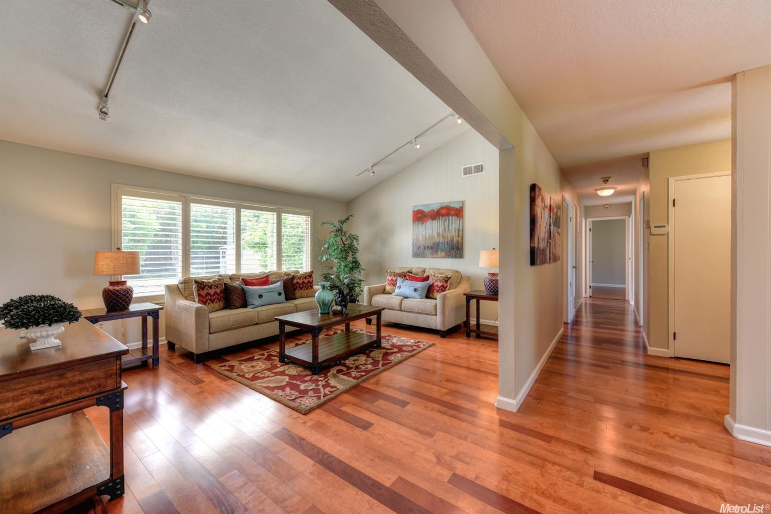 6324 Hillrise Dr, Carmichael, CA 95608 photo 6
