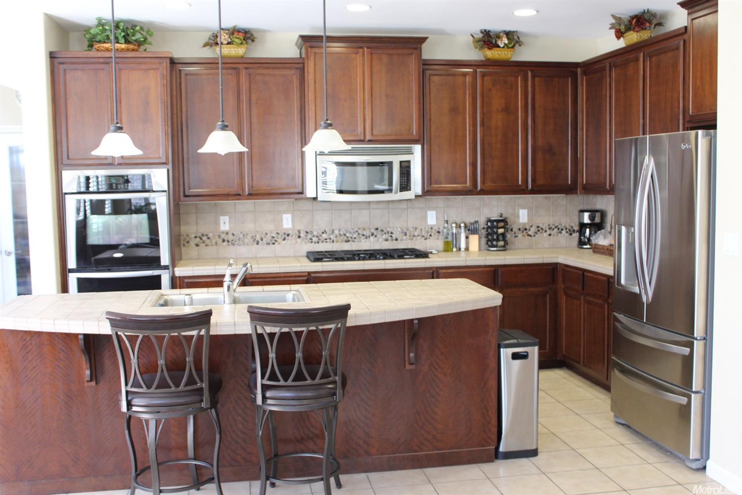 2304 Kaslin Dr, Modesto, CA 95355 photo 8