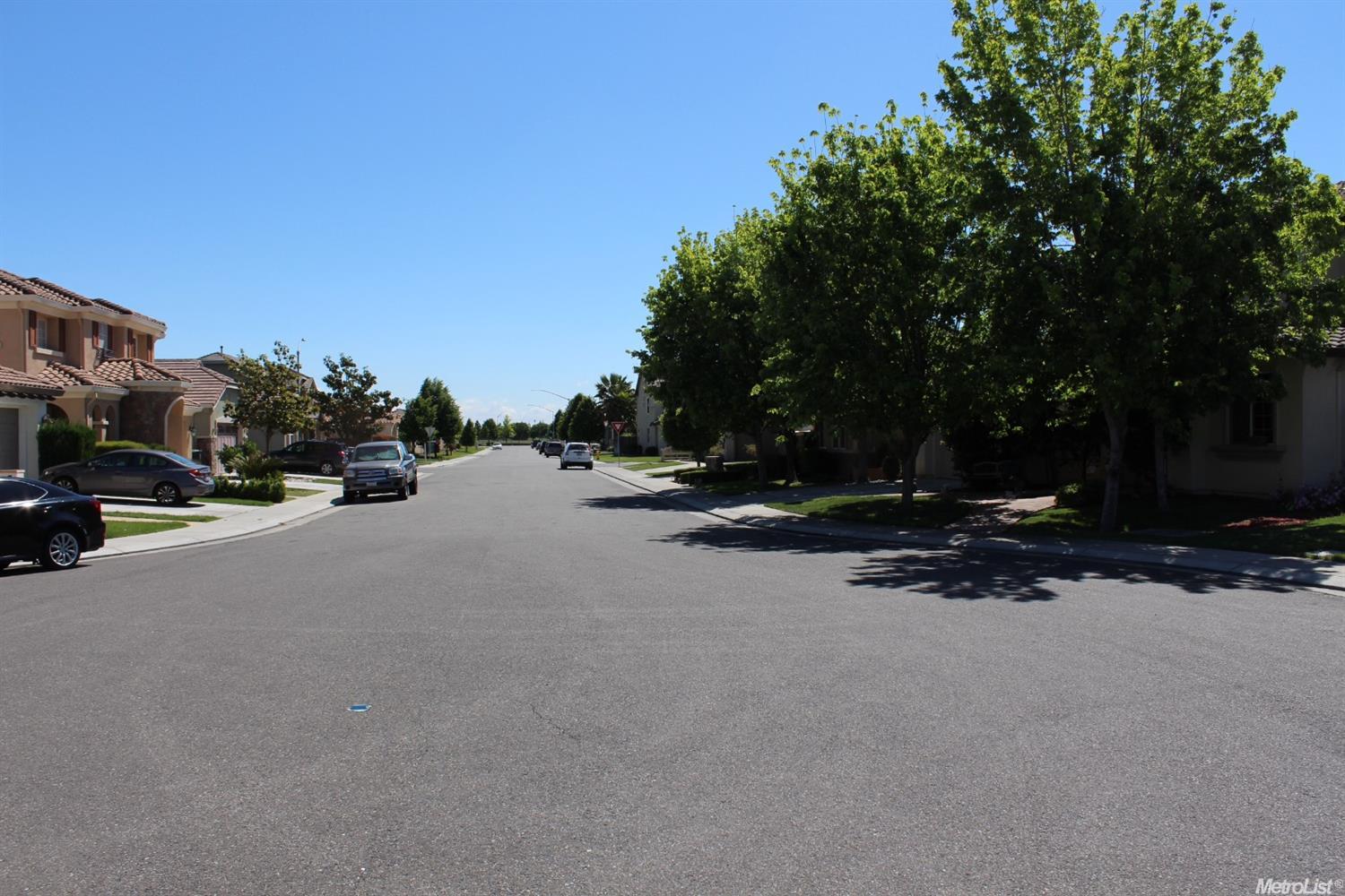 2304 Kaslin Dr, Modesto, CA 95355 photo 24
