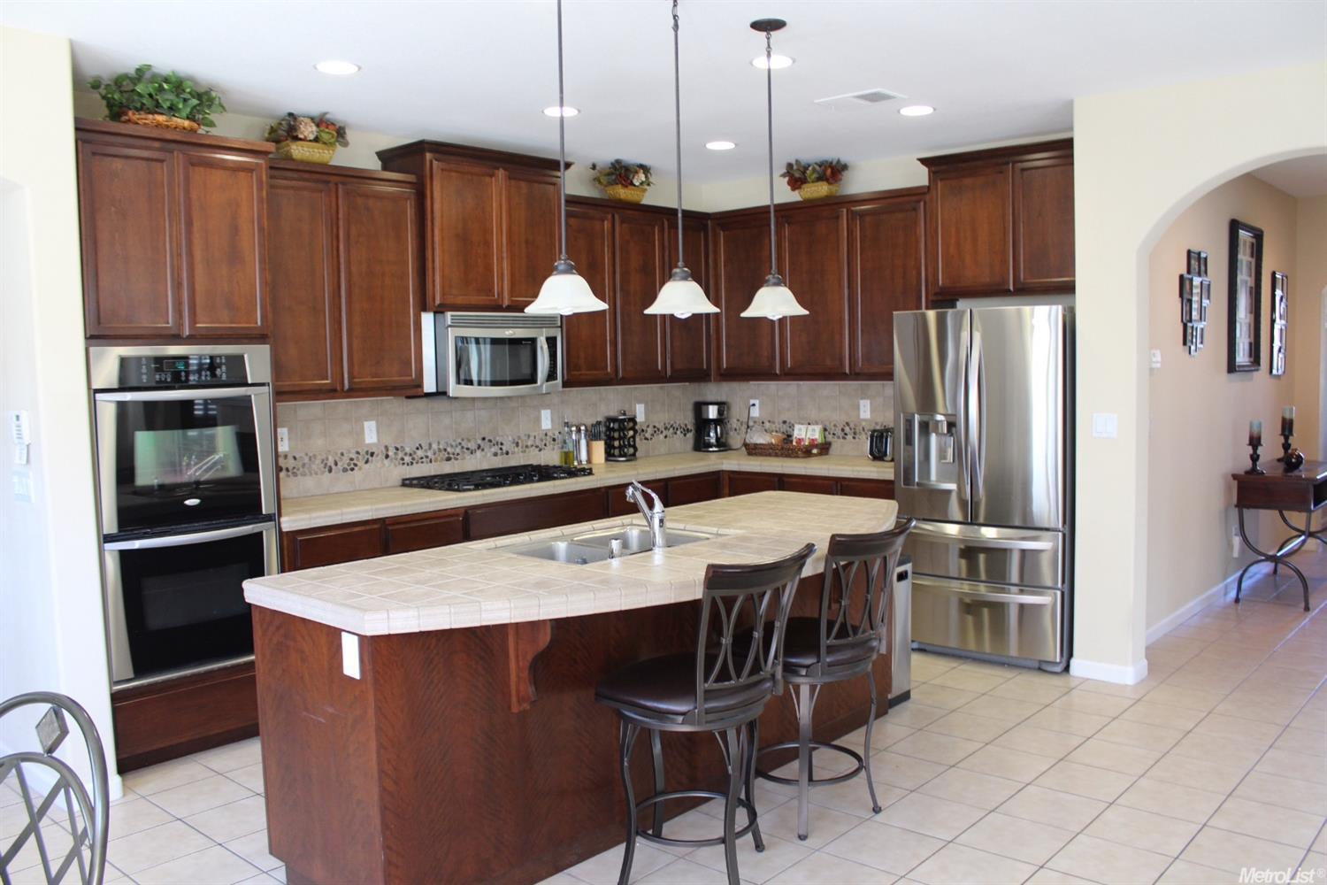 2304 Kaslin Dr, Modesto, CA 95355 photo 7