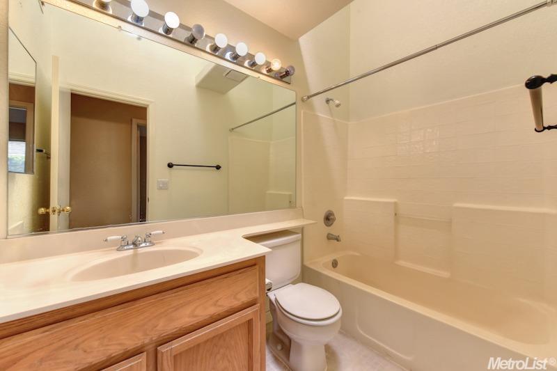 8218 Falcon View Dr, Antelope, CA 95843 photo 15