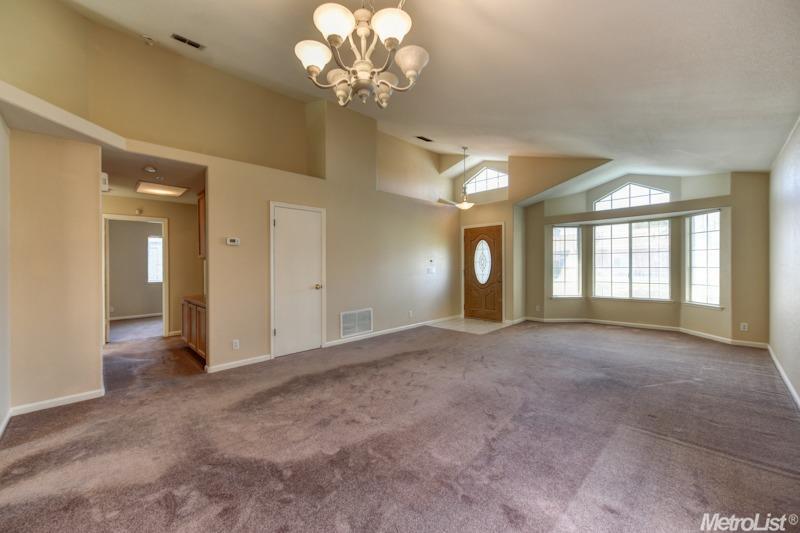 8218 Falcon View Dr, Antelope, CA 95843 photo 3