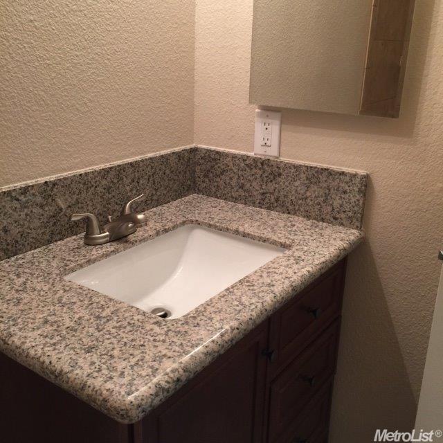 1120 Mathia Dr, Modesto, CA 95351 photo 10
