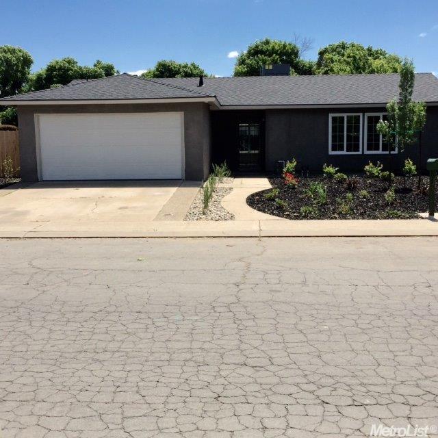 1120 Mathia Dr, Modesto, CA 95351 photo 1
