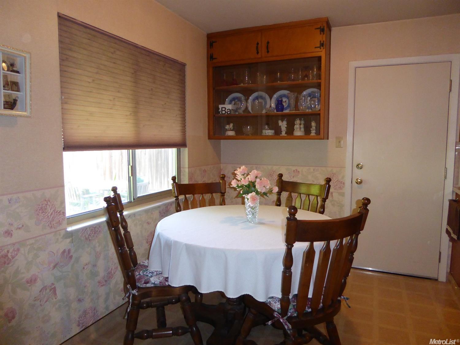 406 N Fairmont Ave, Lodi, CA 95240 photo 6