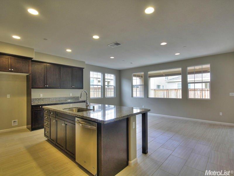 2641 Solomon Ln, Tracy, CA 95377 photo 3