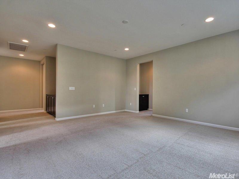 2641 Solomon Ln, Tracy, CA 95377 photo 9