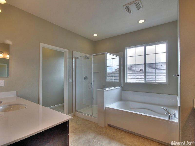 2641 Solomon Ln, Tracy, CA 95377 photo 10