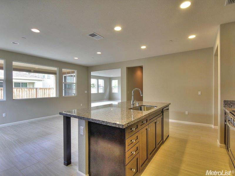 2641 Solomon Ln, Tracy, CA 95377 photo 4