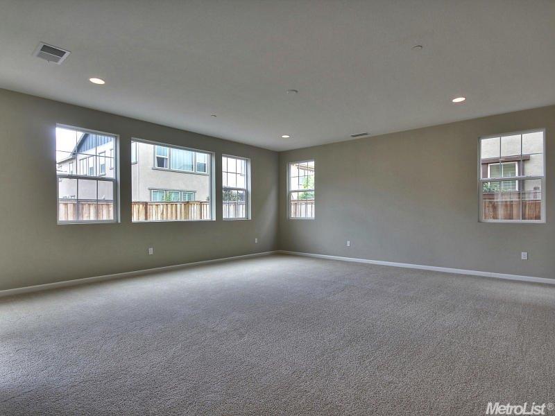 2641 Solomon Ln, Tracy, CA 95377 photo 6