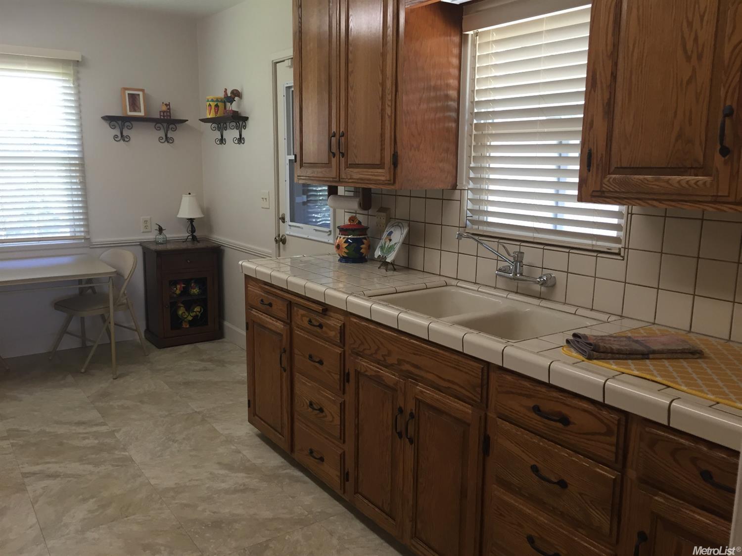 553 Springer Ln, Lodi, CA 95242 photo 9