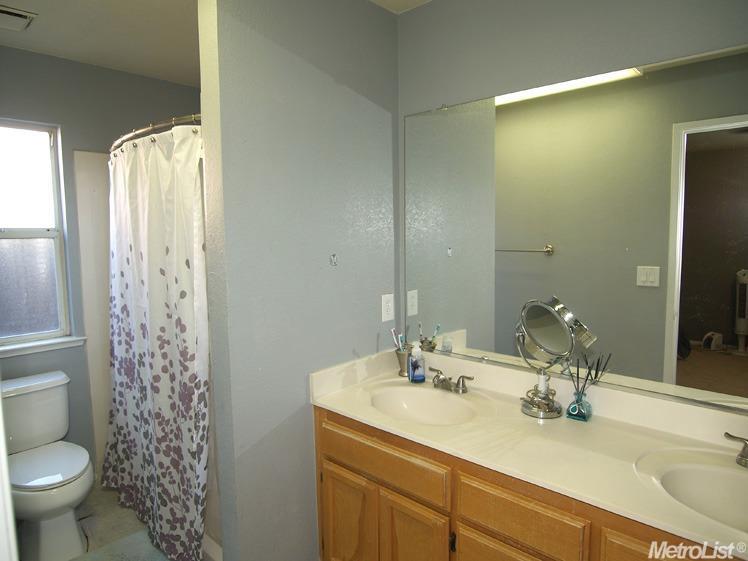 2625 Riverbend Dr, Modesto, CA 95351 photo 10