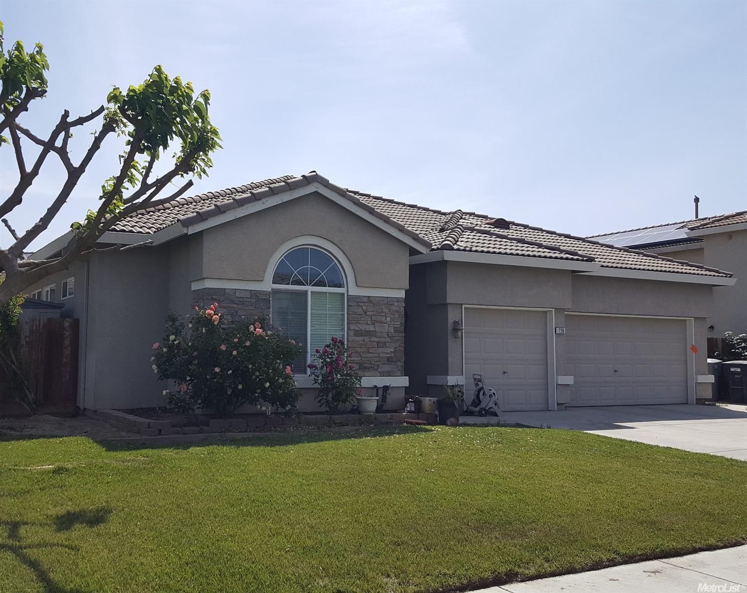 726 Eucalyptus Ave, Newman, CA 95360 photo 1
