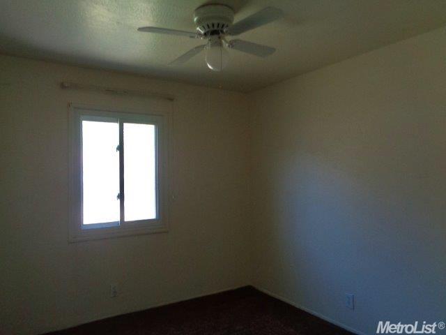 1321 Bowen Ave, Modesto, CA 95350 photo 6