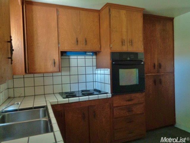 1321 Bowen Ave, Modesto, CA 95350 photo 4