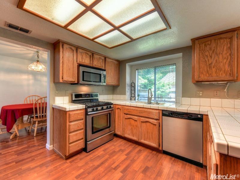 8538 Shadow Crest Cir, Antelope, CA 95843 photo 9