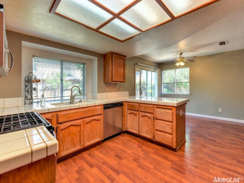 8538 Shadow Crest Cir, Antelope, CA 95843 photo 10