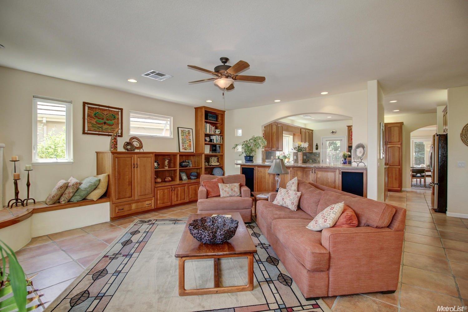 2617 Duchamp St, Davis, CA 95618 photo 5