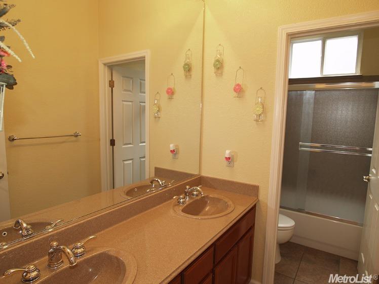 1701 Hemstead Ave, Modesto, CA 95355 photo 20
