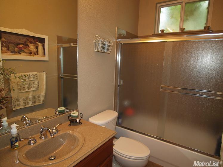 1701 Hemstead Ave, Modesto, CA 95355 photo 16