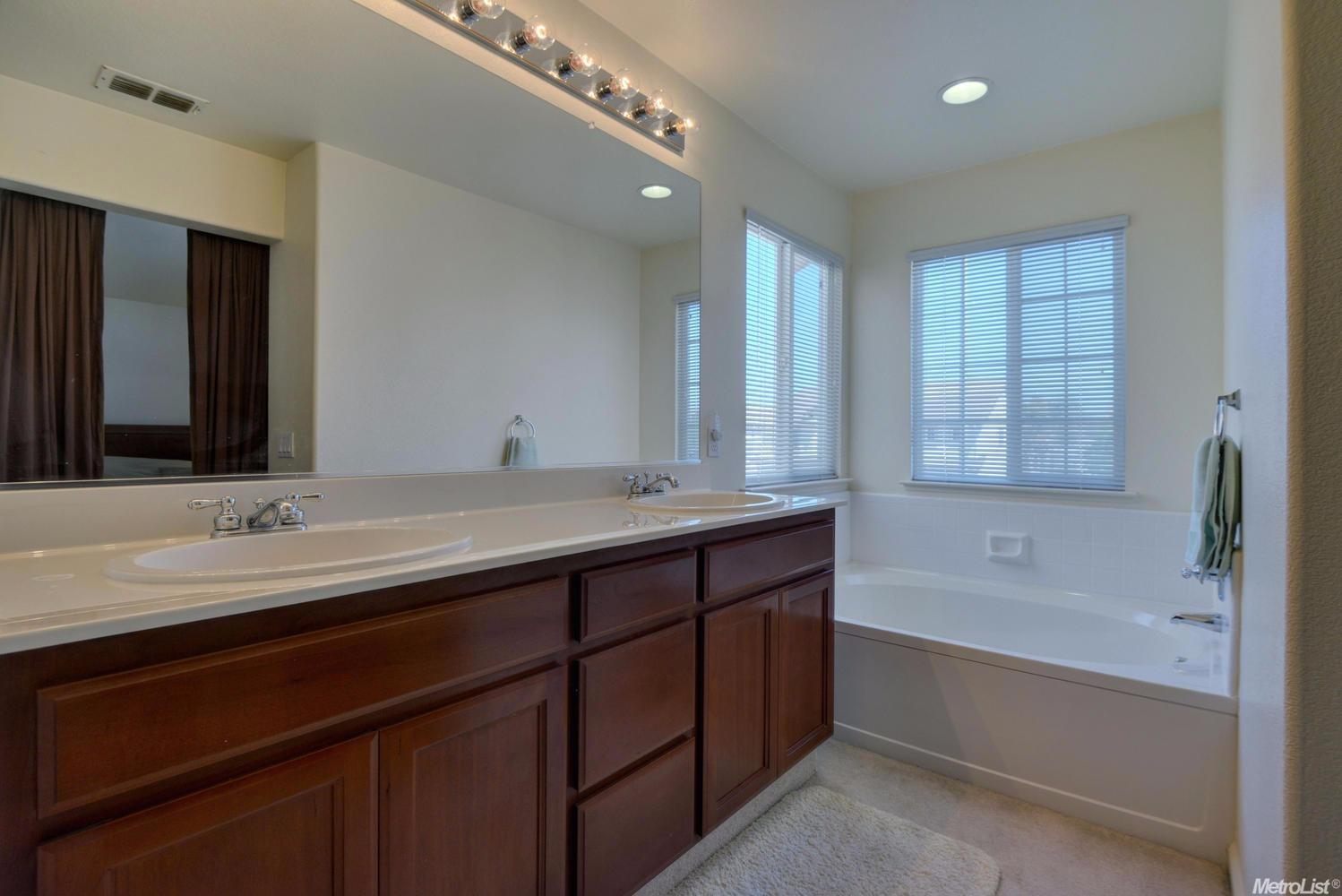 2962 Campbell Ln, Tracy, CA 95377 photo 16