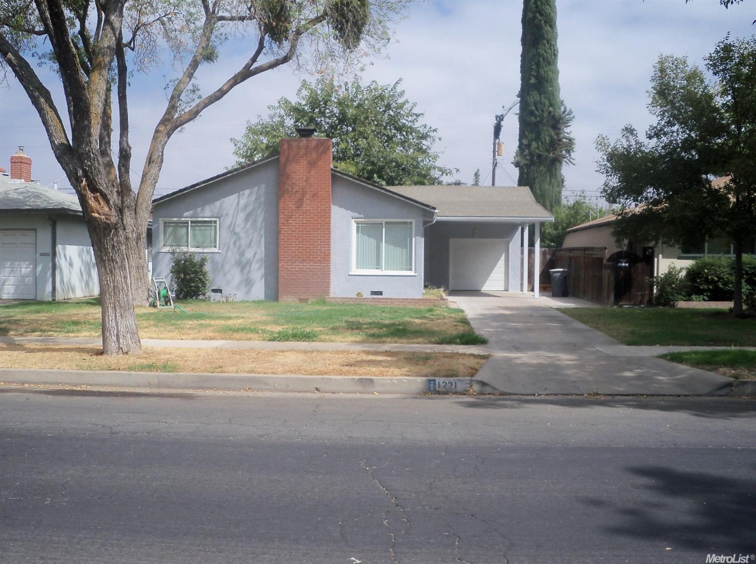 1221 W 23rd St, Merced, CA 95340 photo 1