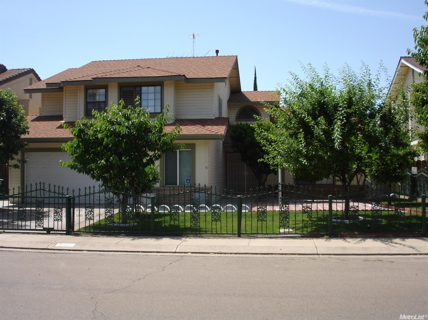 1601 Westridge Pl, Modesto, CA 95358 photo 1