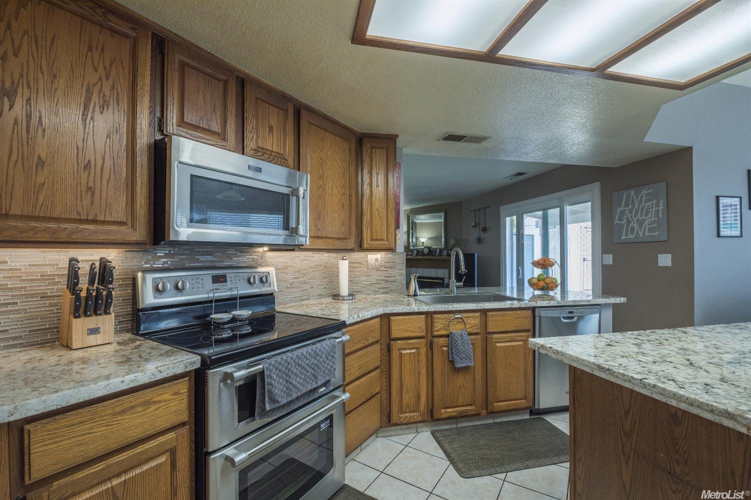 1833 Blueridge Ct, Modesto, CA 95351 photo 8