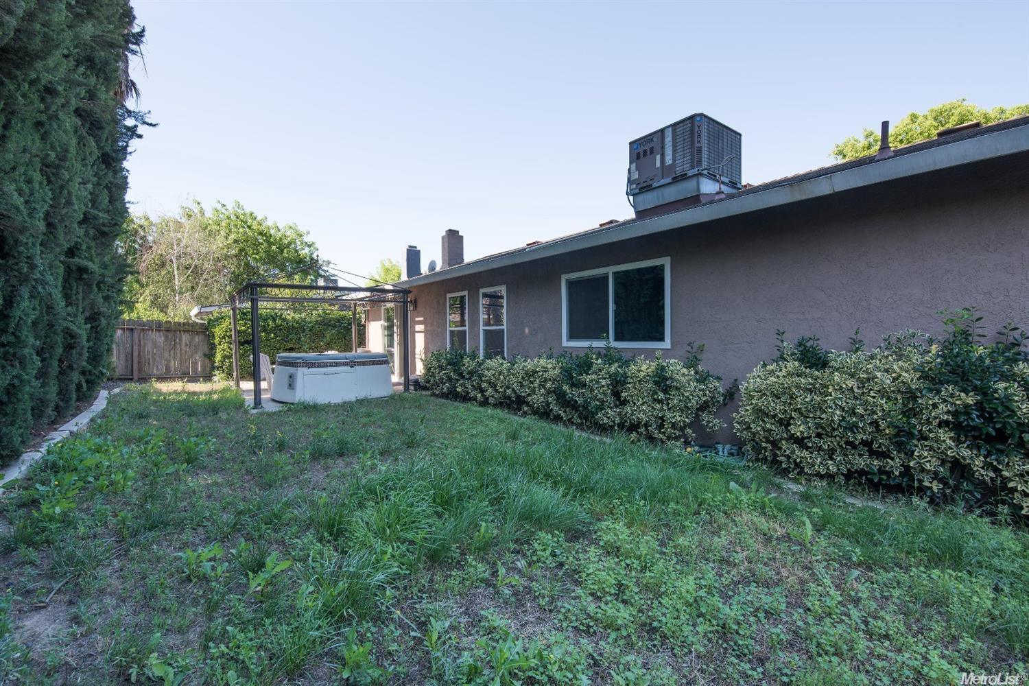 1004 Chalone Ct, Modesto, CA 95358 photo 17