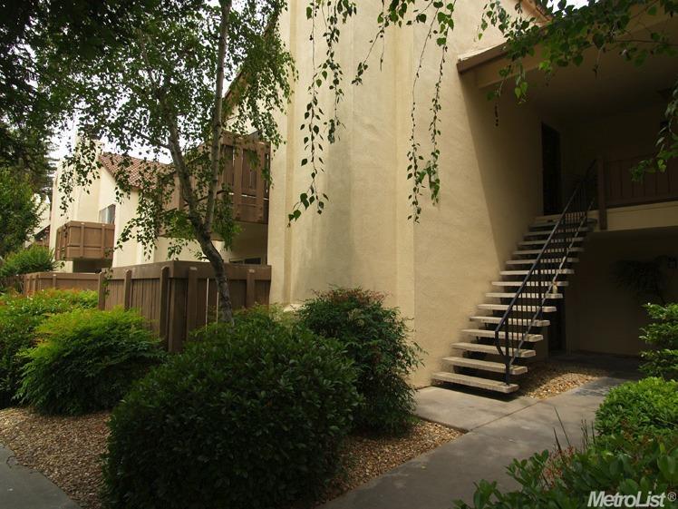 3700 Tully Rd #17, Modesto, CA 95356 photo 1