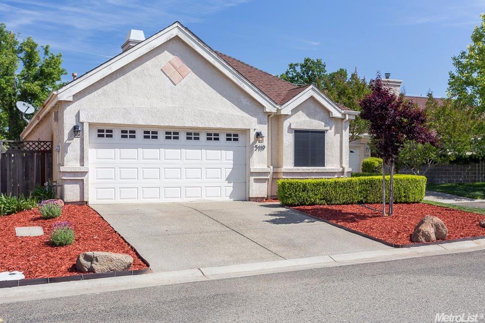 5119 Walnut Pointe Ln, Carmichael, CA 95608 photo 1