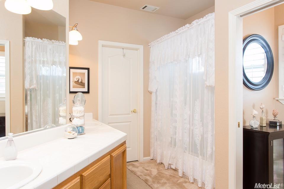 5119 Walnut Pointe Ln, Carmichael, CA 95608 photo 14