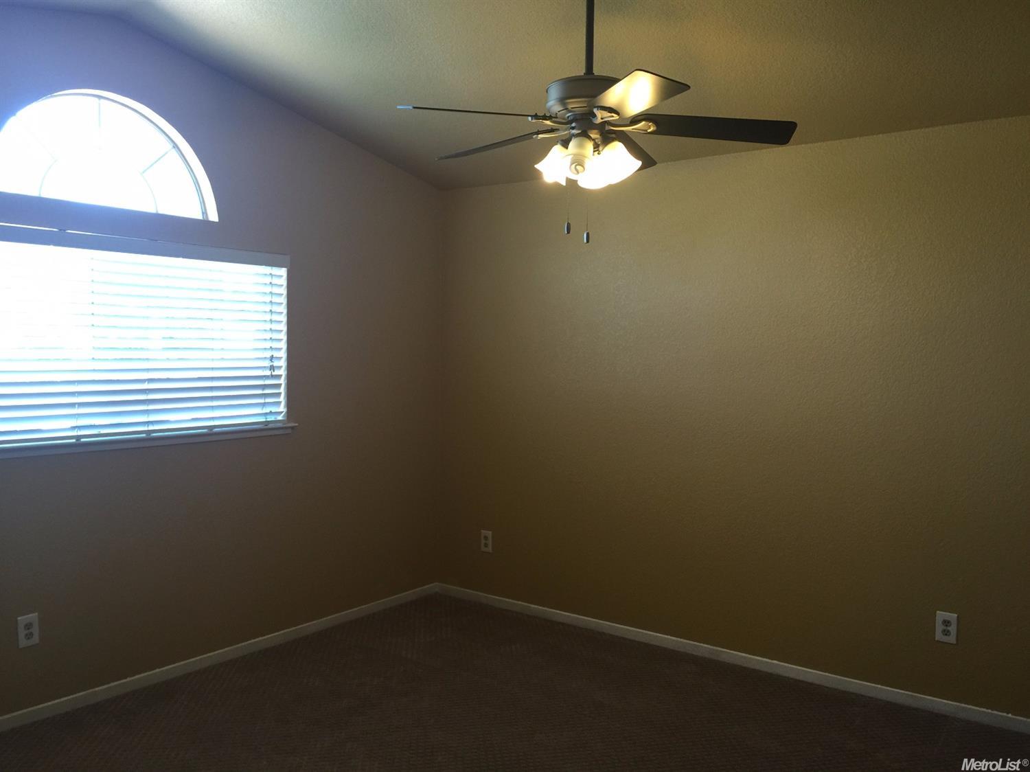 1368 Jonathan Pl, Tracy, CA 95377 photo 11