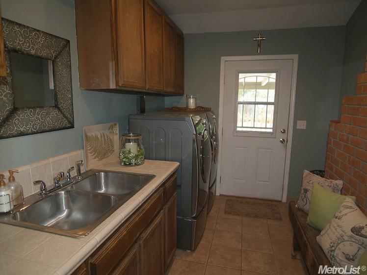 1212 E Harding Rd, Turlock, CA 95380 photo 17