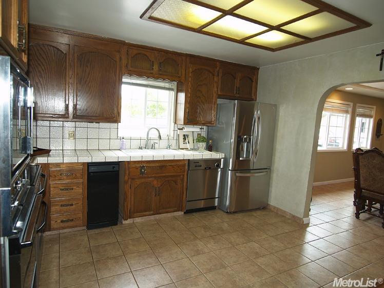 1212 E Harding Rd, Turlock, CA 95380 photo 9