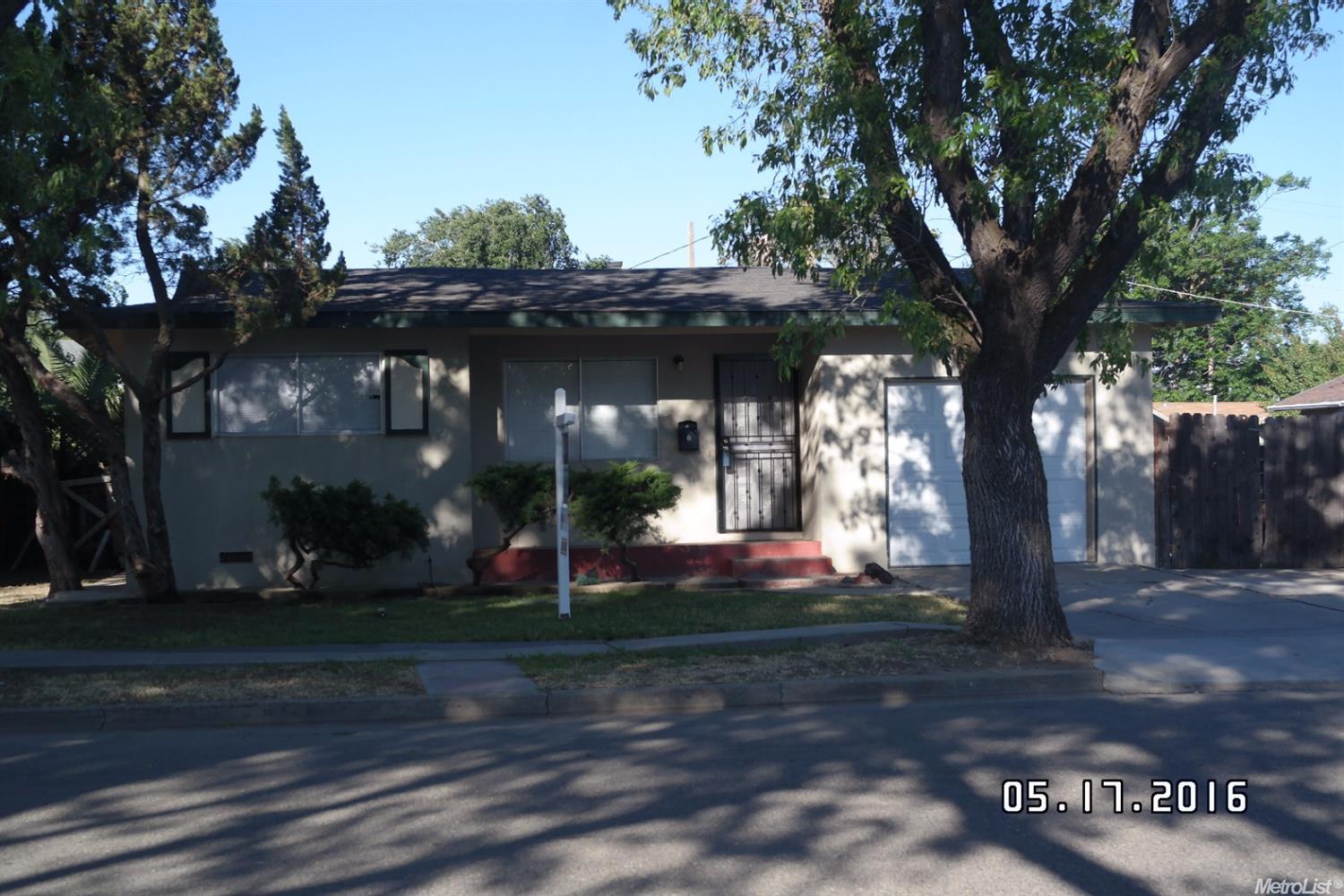 10 N 5th St, Patterson, CA 95363 photo 1
