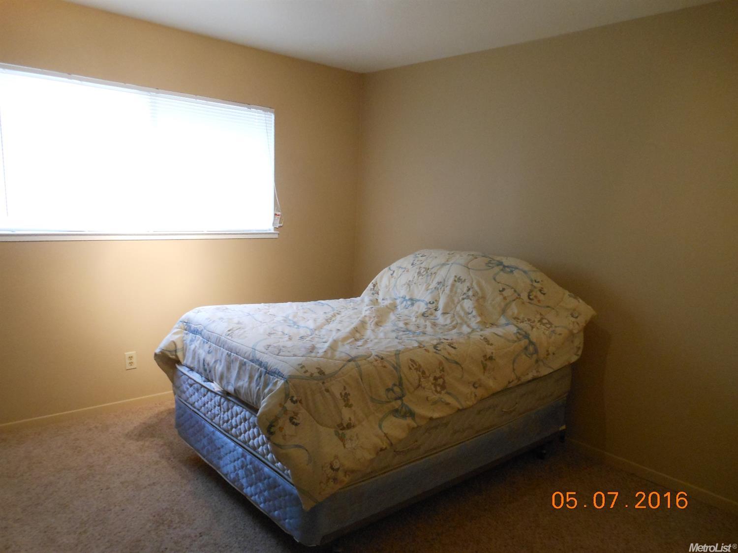 2101 E Linwood Ave, Turlock, CA 95380 photo 11