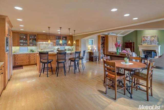27446 Oakside Dr, Davis, CA 95618 photo 8