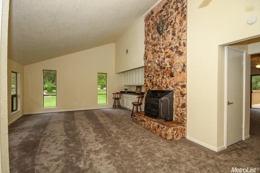 4919 Saunders Ave, Loomis, CA 95650 photo 3