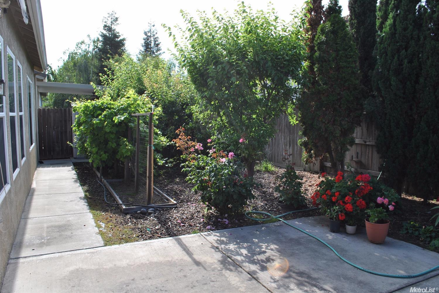 2036 Providence Way, Lodi, CA 95242 photo 4